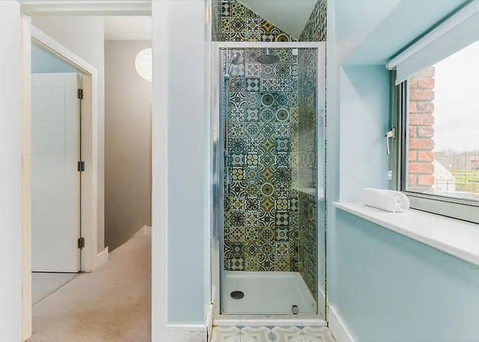 Semesterbostad Beautiful 3 Bed House, Sleeps 5 - No 4 Lyrath